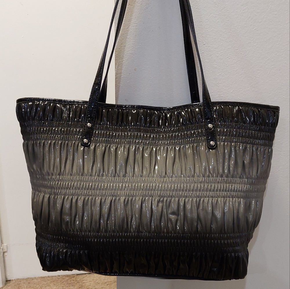NINE WEST Pleated Vegan Leather Ombre Shopper Tote and Wristlet Bundle - Picture 2 of 15